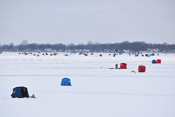 Lake St. Clair Guide Magazine  Ice Conditions on Lake St. Clair Today