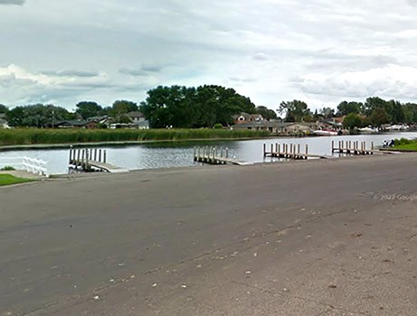 Lake St Clair Metropark launch ramp